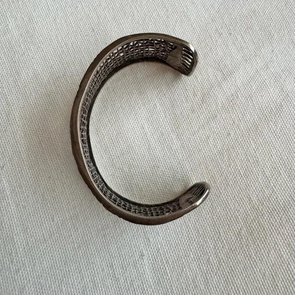 Retired Silpada Sterling Woven Cuff Bracelet - Picture 12 of 16